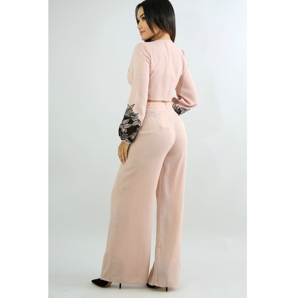 Blush 2 Pc Front Detail Set - Picture 3 of 4